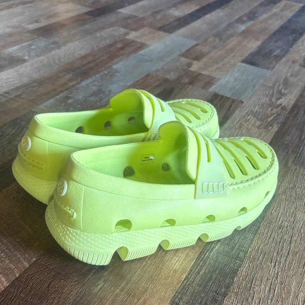 Cole Haan Neon zerogrand